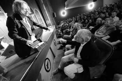 Improshow mit dem Improtheater &bdquo;Steife Brise Hamburg&ldquo;
