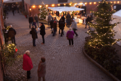 Kisdorfer Weihnachtsmarkt - &bdquo;Wo Engel hausen, da ist der Himmel..."