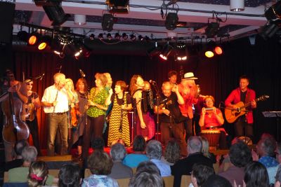 Wilde Weltmusik! - Die LoLaBand aus Hamburg
