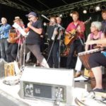 Mehr über den Artikel erfahren „Wilde Weltmusik vom Atlantik bis zum Schwarzen Meer“ – Die LoLaBand aus Hamburg